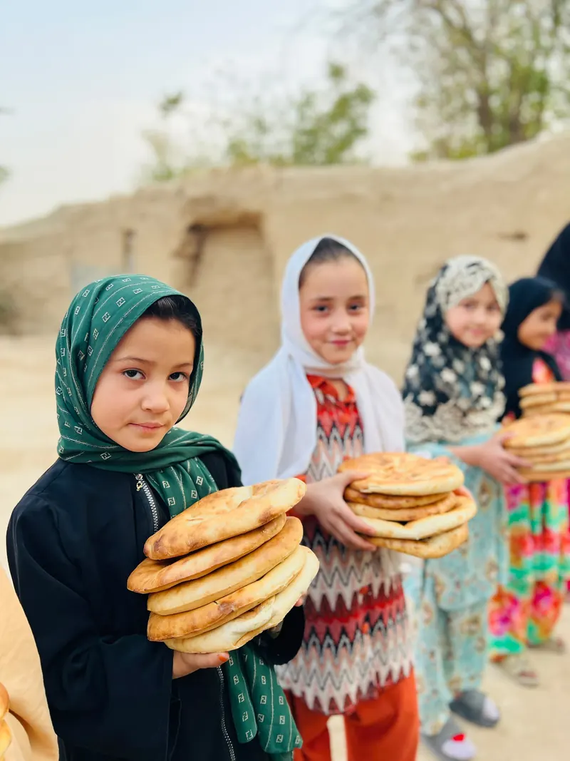 Ekmek dağıtımı, Afganistan